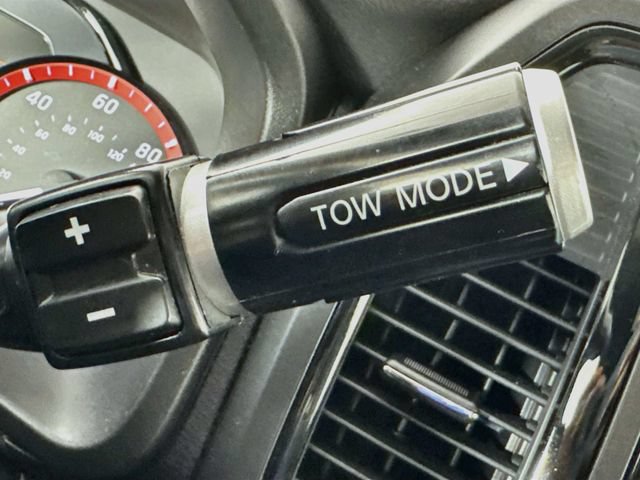 Used 2024 Nissan Titan PRO-4X w/ Pro-4x Convenience Package AWD/4WD image 21