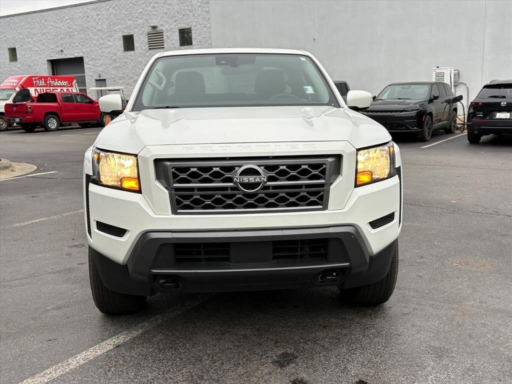 Used 2023 Nissan Frontier SV w/ Technology Package image 3