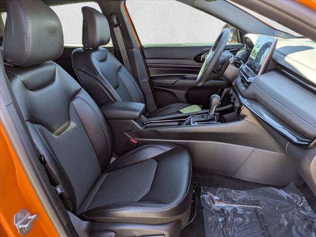 Used 2026 Jeep Compass Latitude AWD/4WD image 20
