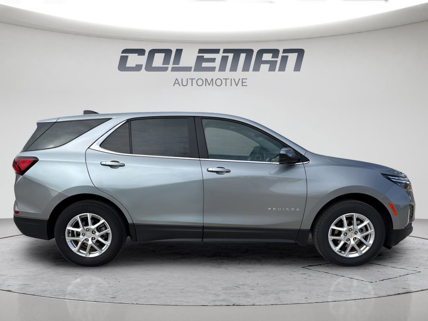 Used 2024 Chevrolet Equinox LT FWD image 7