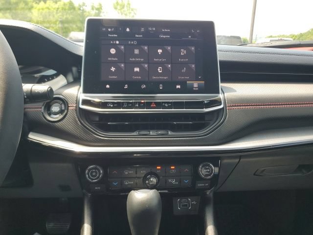 Used 2023 Jeep Compass Trailhawk w/ Trailhawk Convenience Group AWD/4WD image 20