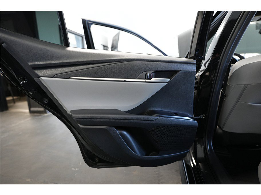 Used 2025 Toyota Camry SE FWD image 14
