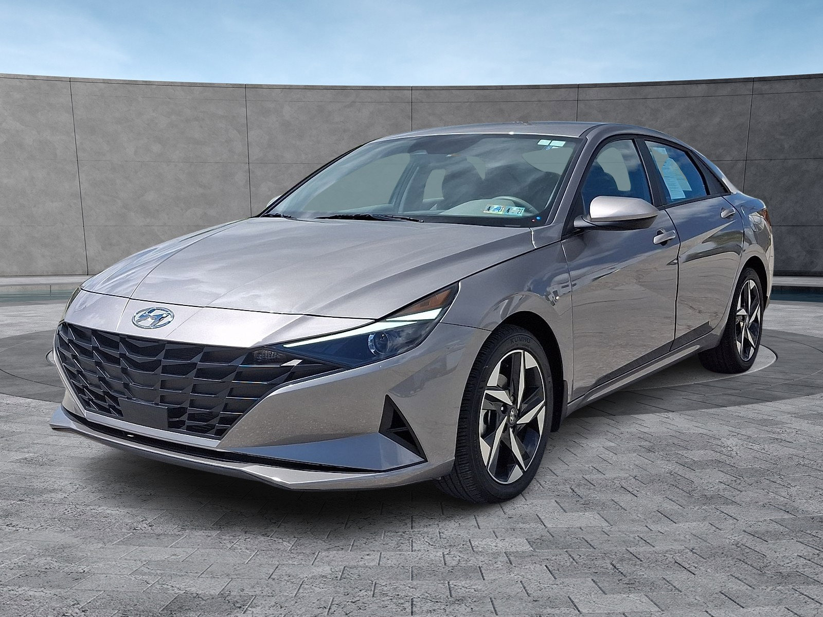 Certified 2023 Hyundai Elantra SEL w/ Convenience Package FWD image 4