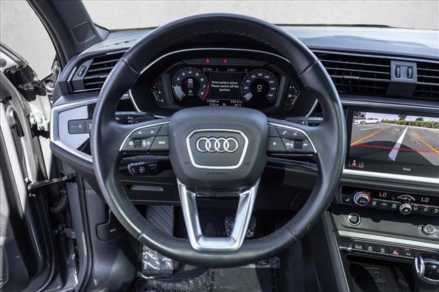 Used 2023 Audi Q3 2.0T Premium Plus w/ Premium Plus Package AWD/4WD image 13