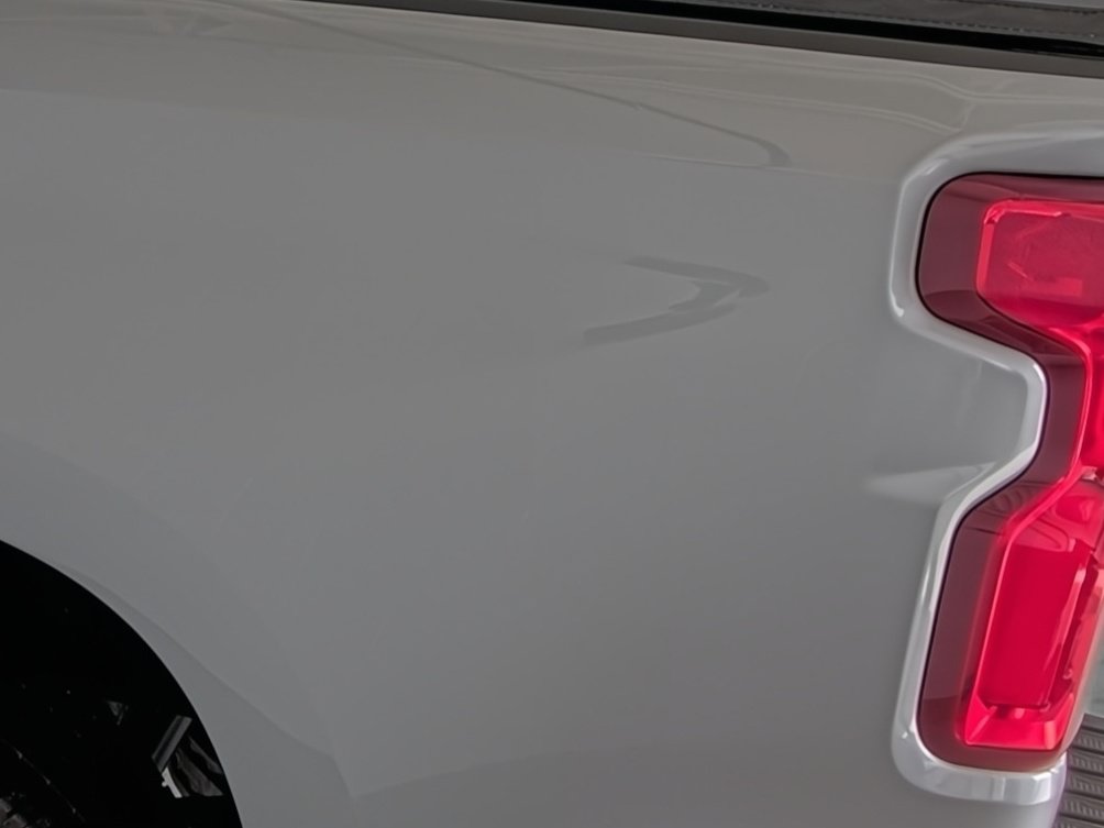 Used 2025 Chevrolet Silverado 1500 High Country w/ High Country Premium Package AWD/4WD image 10