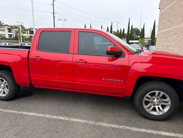 Used 2017 Chevrolet Silverado 1500 LT w/ All Star Edition AWD/4WD image 4