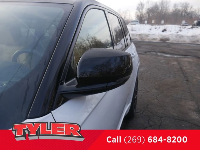 New 2026 Jeep Grand Cherokee Summit image 11