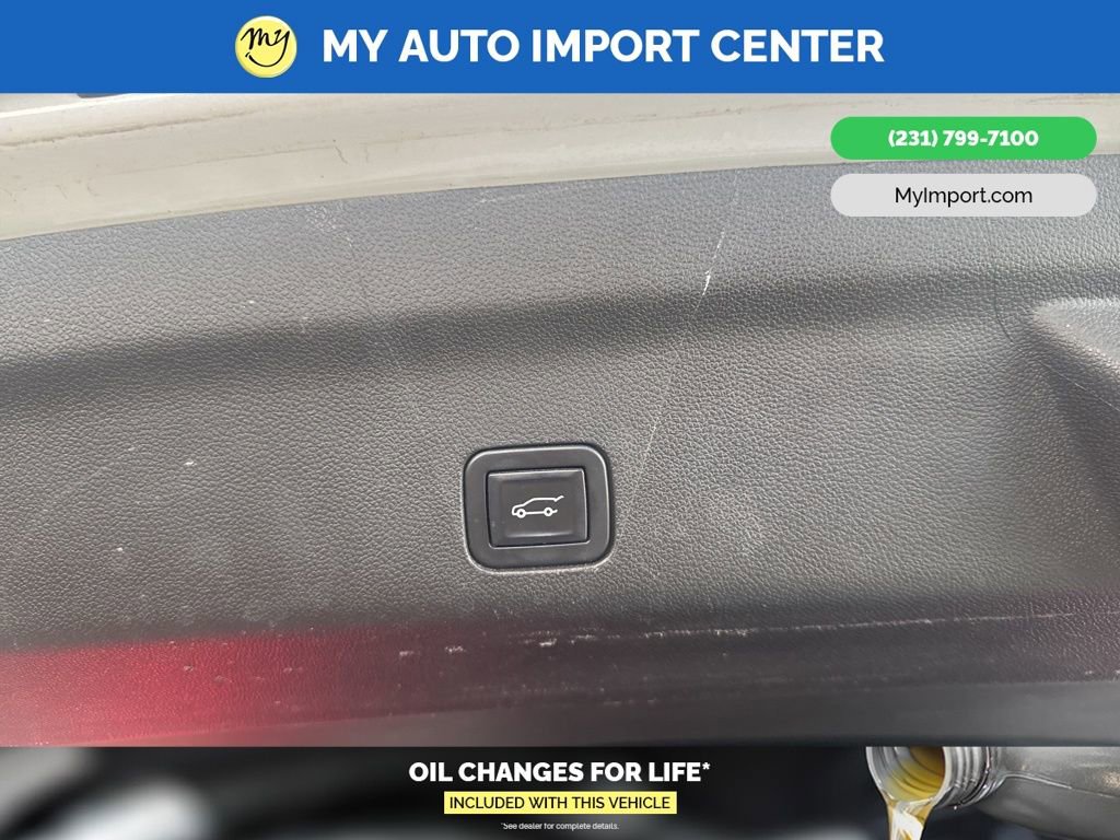 Used 2022 Cadillac Escalade ESV Luxury image 31