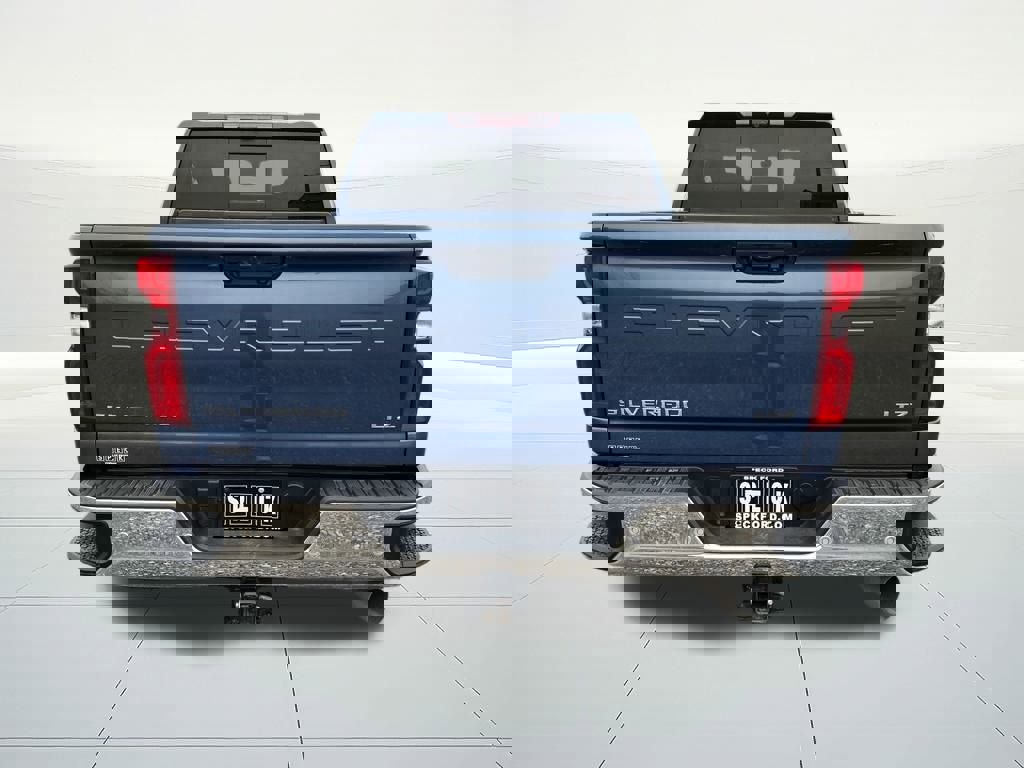 Used 2024 Chevrolet Silverado 2500 LTZ w/ LTZ Premium Package image 4