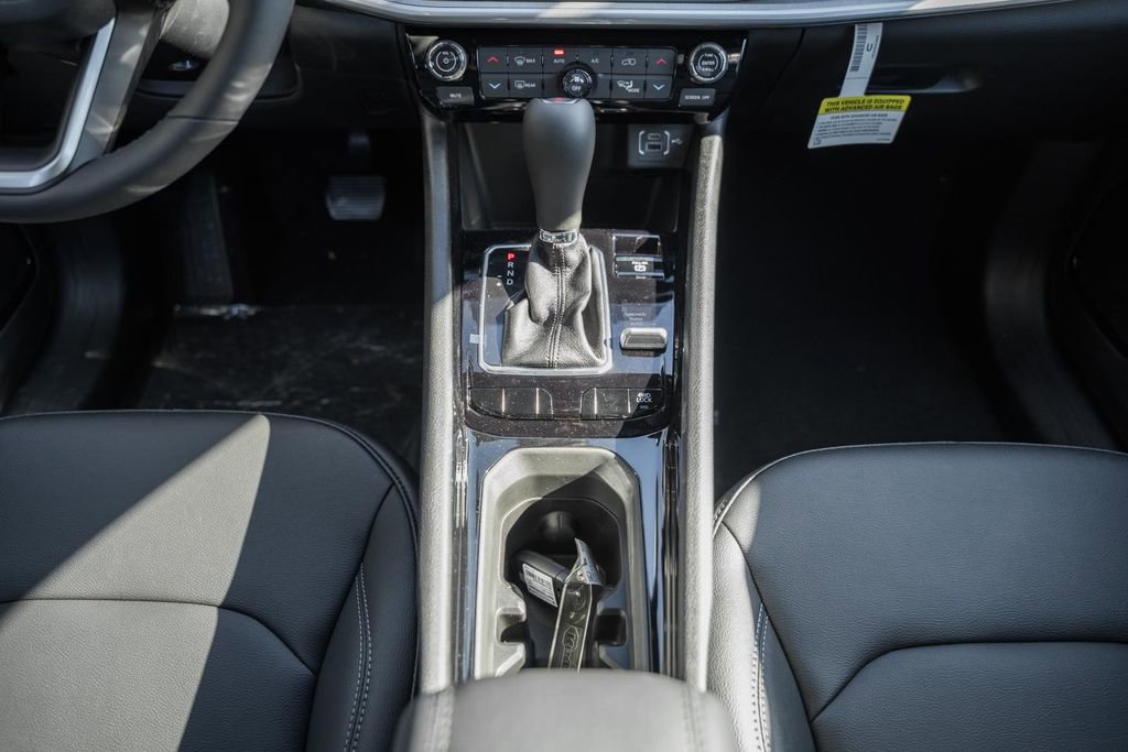 New 2026 Jeep Compass Limited image 30