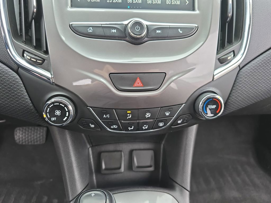 Used 2017 Chevrolet Cruze LT FWD image 22