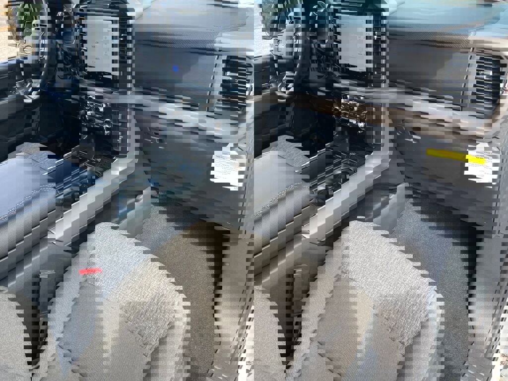 New 2025 Ford F150 XLT w/ Equipment Group 302A MID image 14