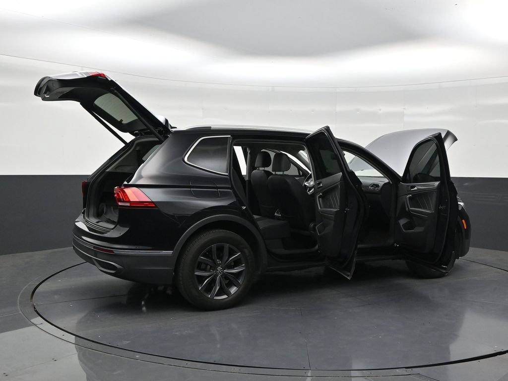 Used 2023 Volkswagen Tiguan SE FWD image 27