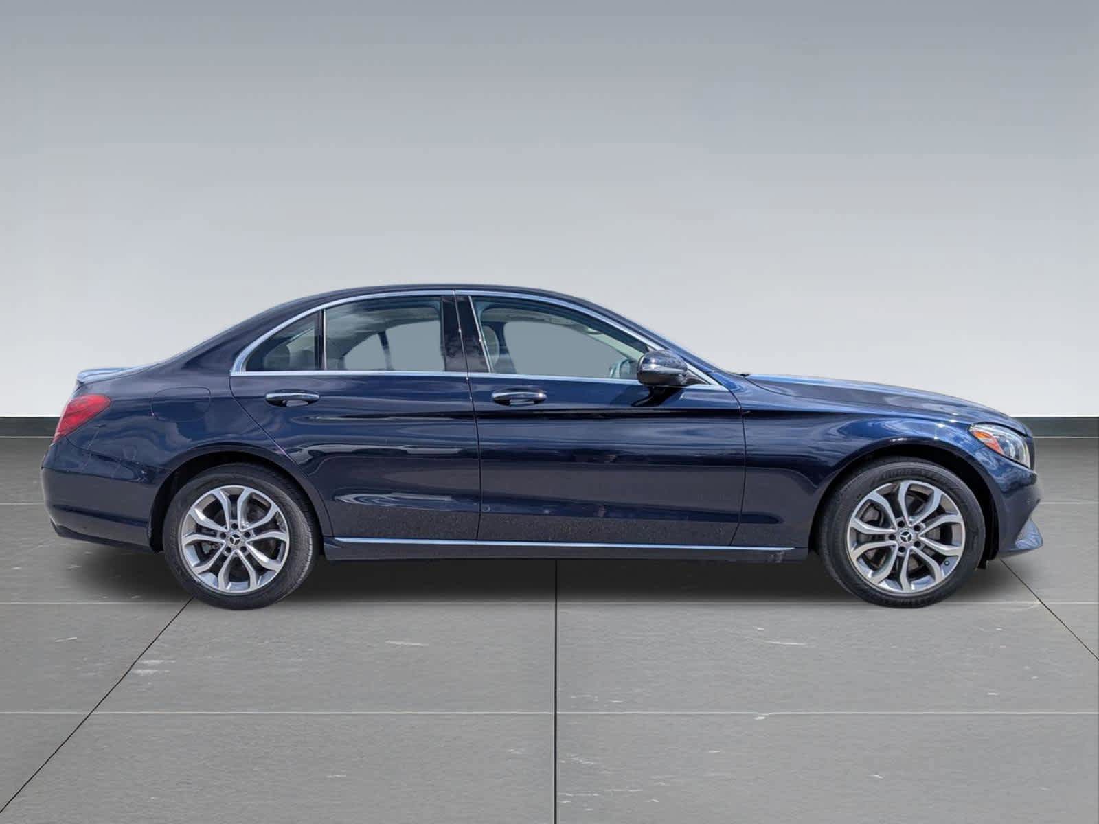 Used 2017 Mercedes-Benz C 300 4MATIC Sedan image 6