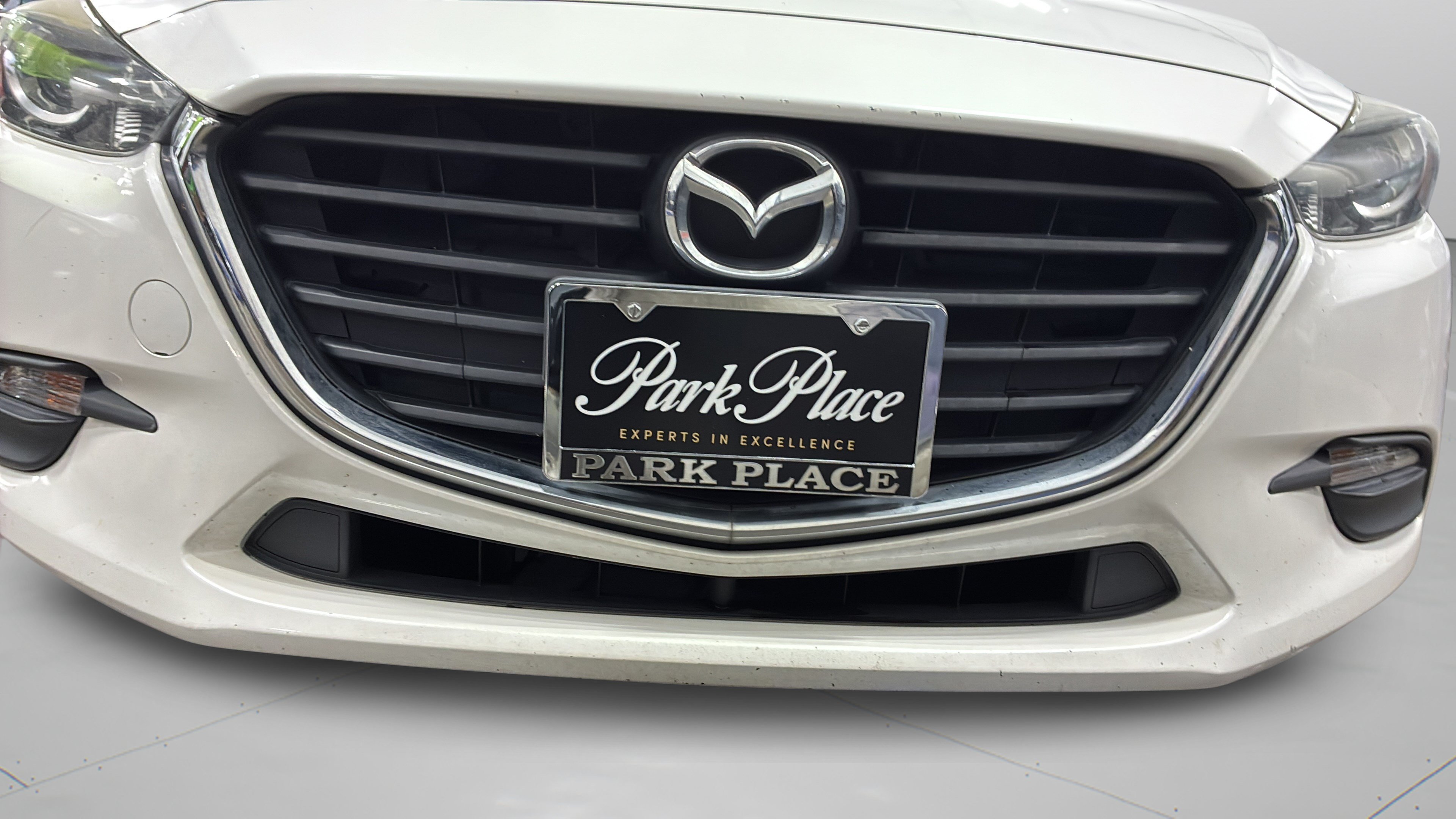 Used 2017 MAZDA MAZDA3 Sport FWD image 30