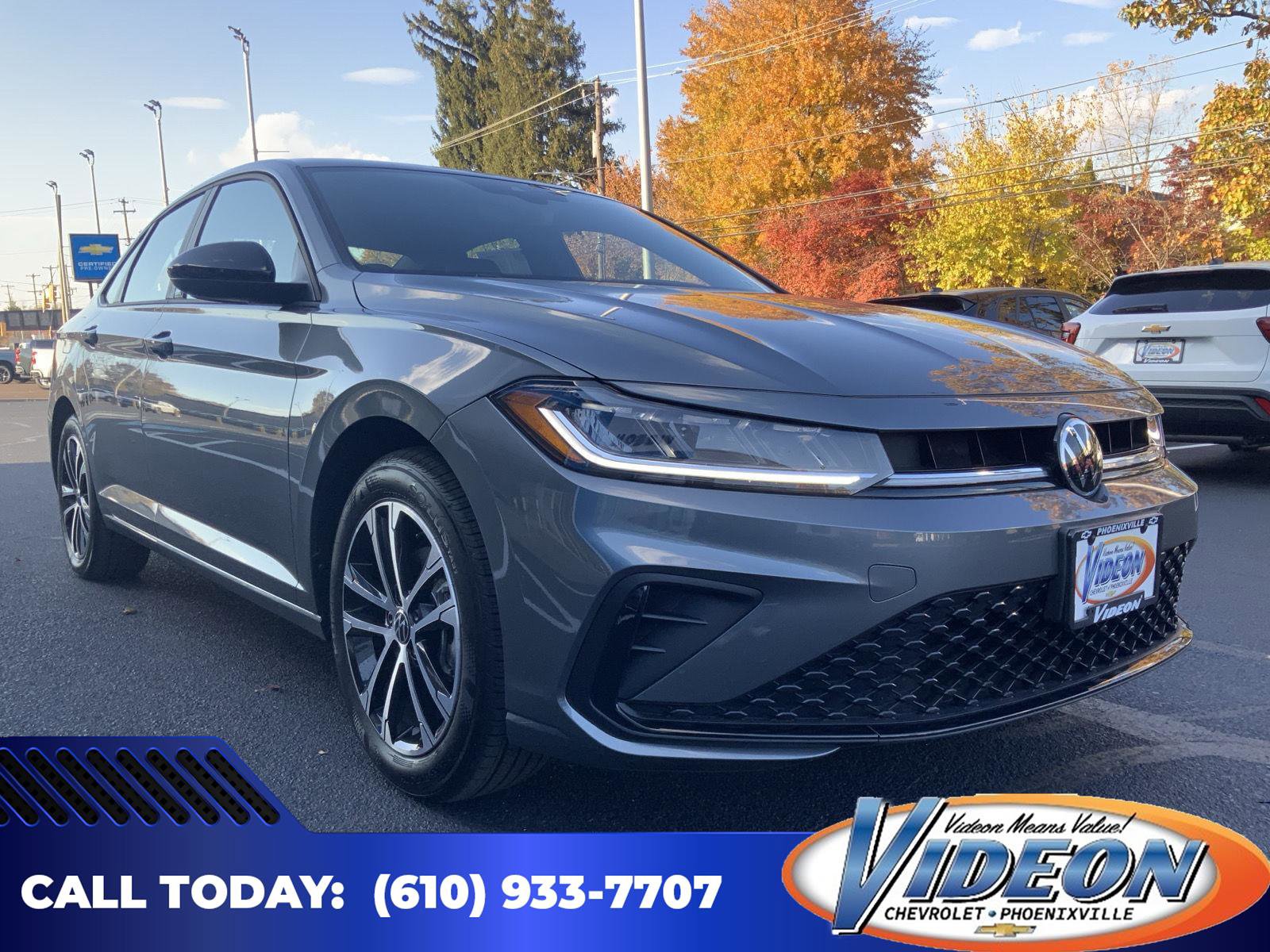 Used 2025 Volkswagen Jetta Sport image 1