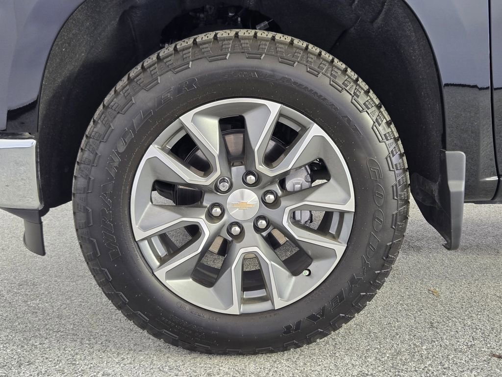 New 2026 Chevrolet Silverado 1500 LT image 13