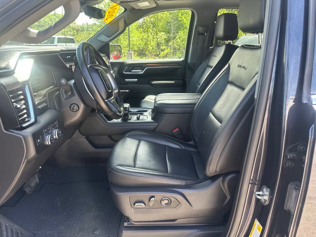 Used 2024 GMC Sierra 1500 Denali w/ Denali Reserve Package AWD/4WD image 9