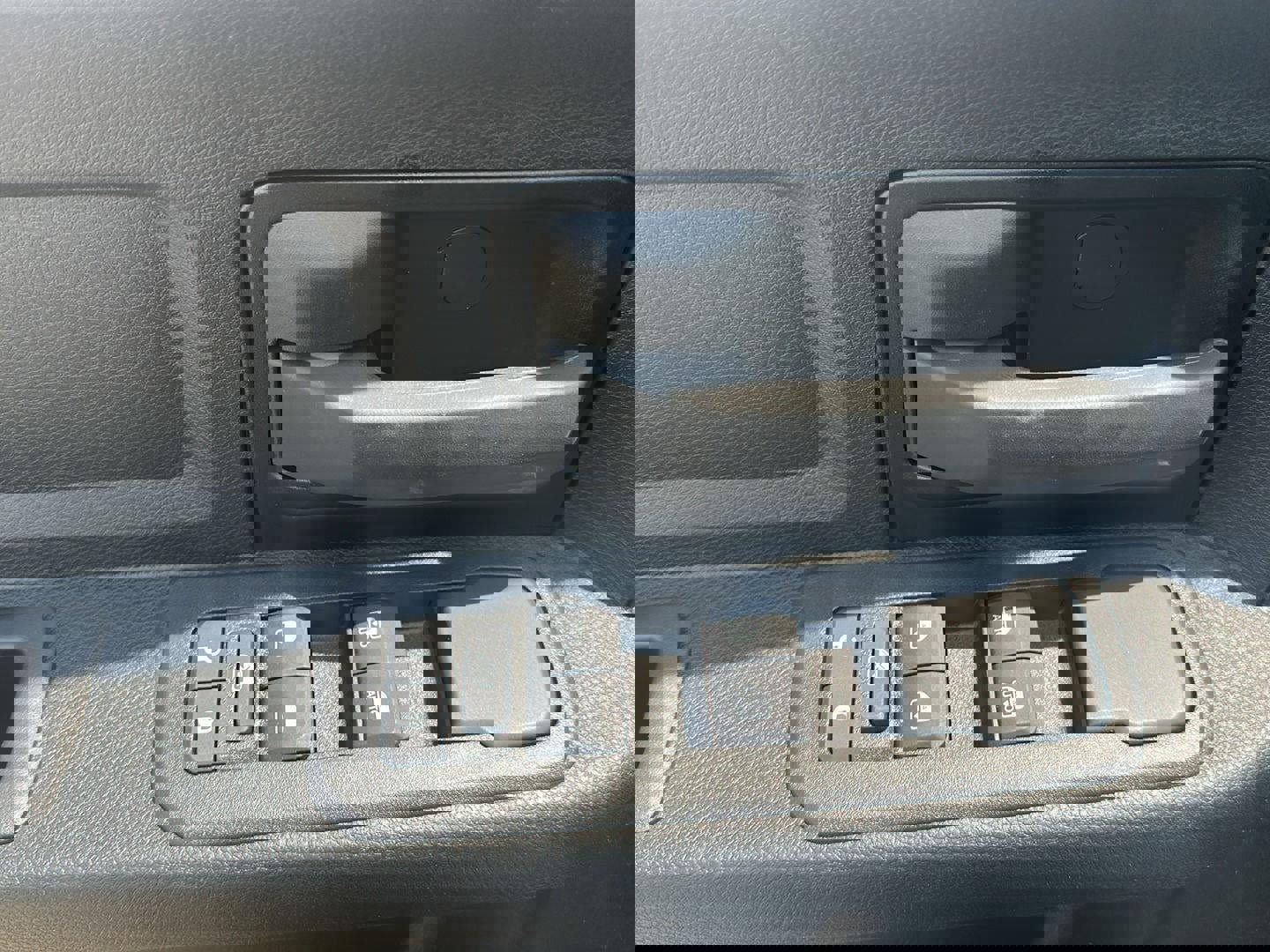 New 2026 RAM 3500 Tradesman w/ Bed Convenience Group image 10