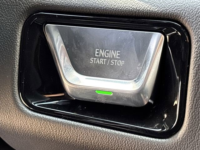 New 2026 GMC Yukon XL Denali w/ Denali Reserve Package image 17