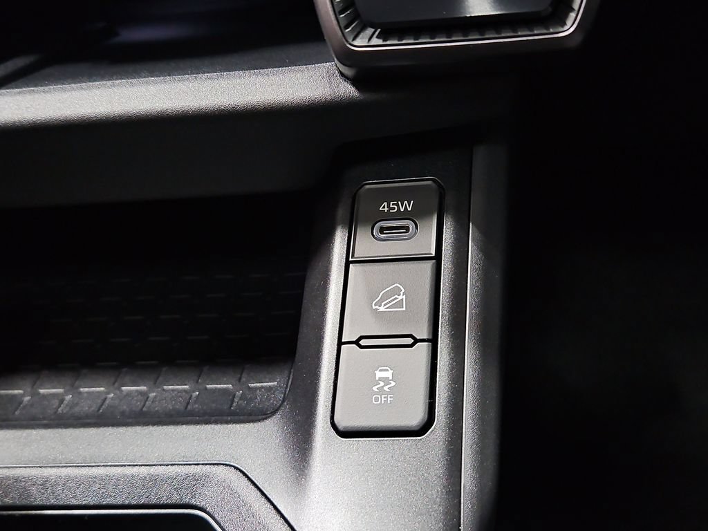 New 2026 Toyota RAV4 XSE AWD/4WD image 27