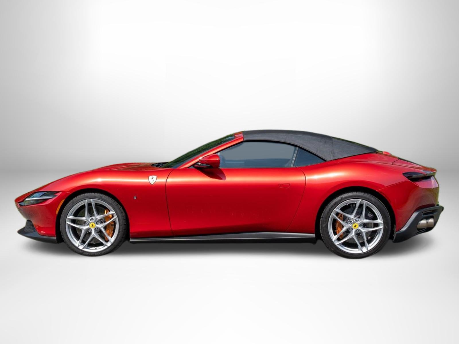 Used 2024 Ferrari Roma Spider RWD image 3