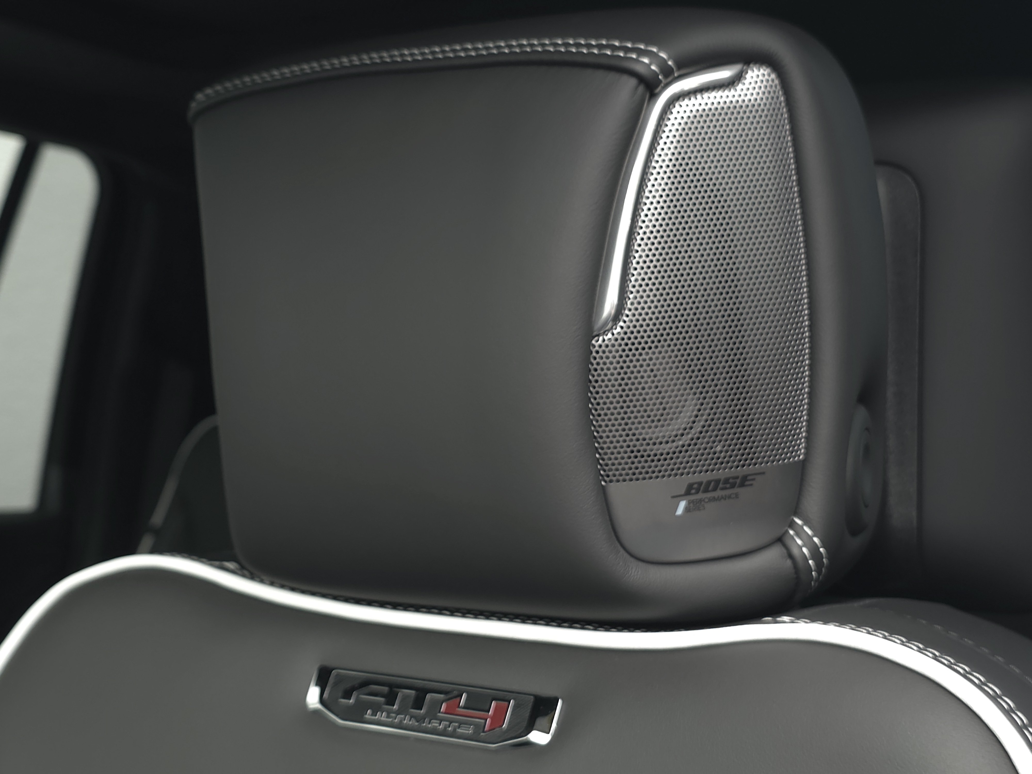 New 2026 GMC Yukon XL AT4 Ultimate w/ LPO, Floor Liner Package AWD/4WD image 12