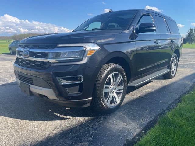 Used 2023 Ford Expedition Limited AWD/4WD image 7