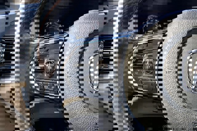 Used 2021 Acura RDX AWD image 18