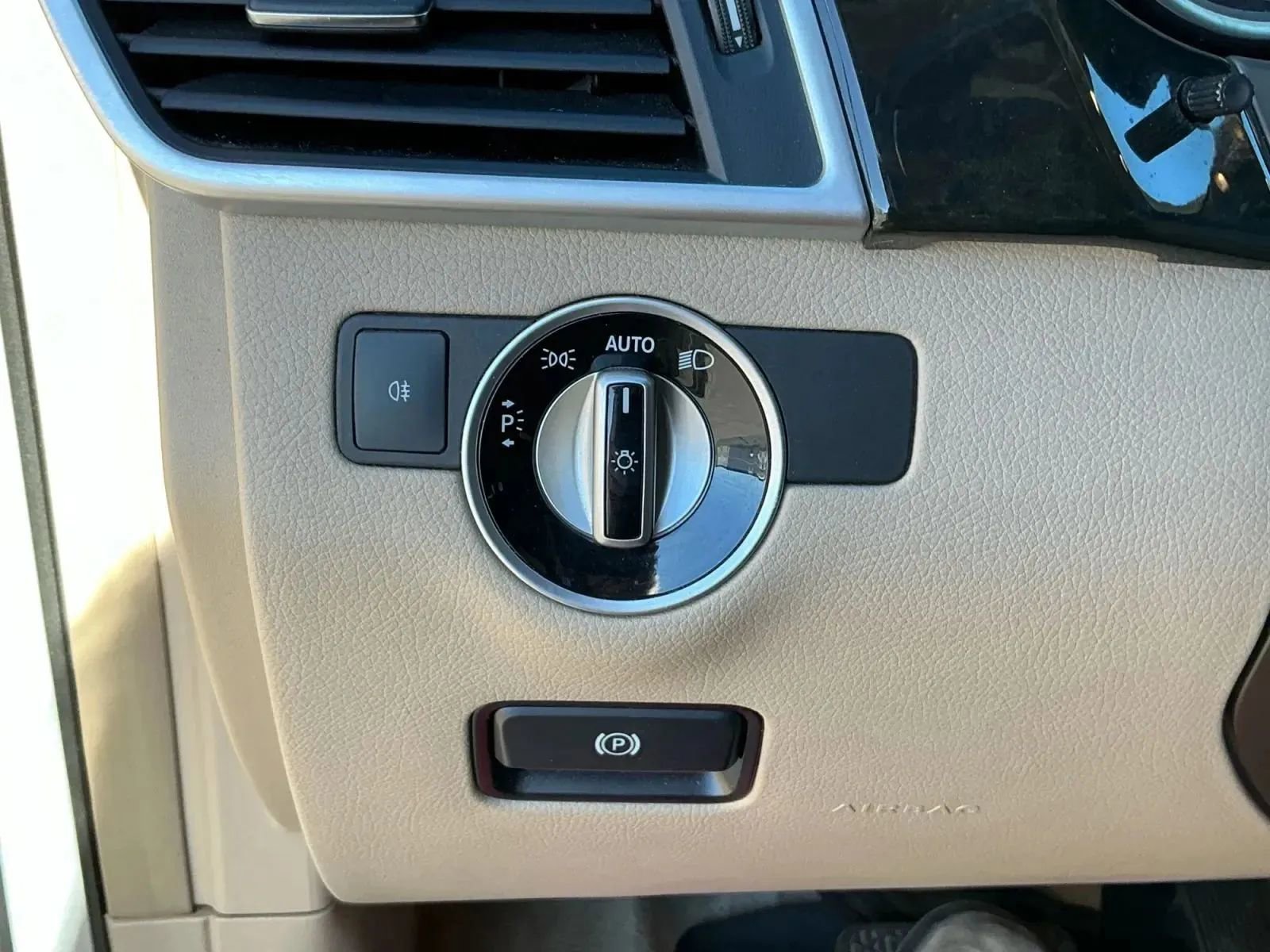 Used 2016 Mercedes-Benz GL 450 4MATIC image 37