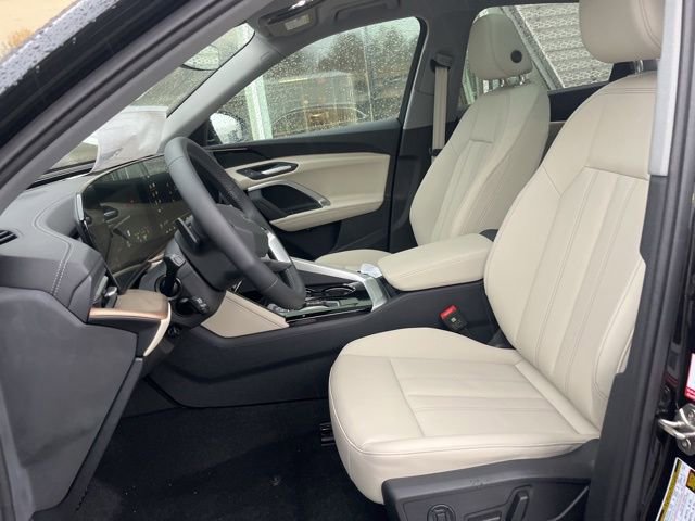 New 2025 Audi Q5 2.0T Premium image 22