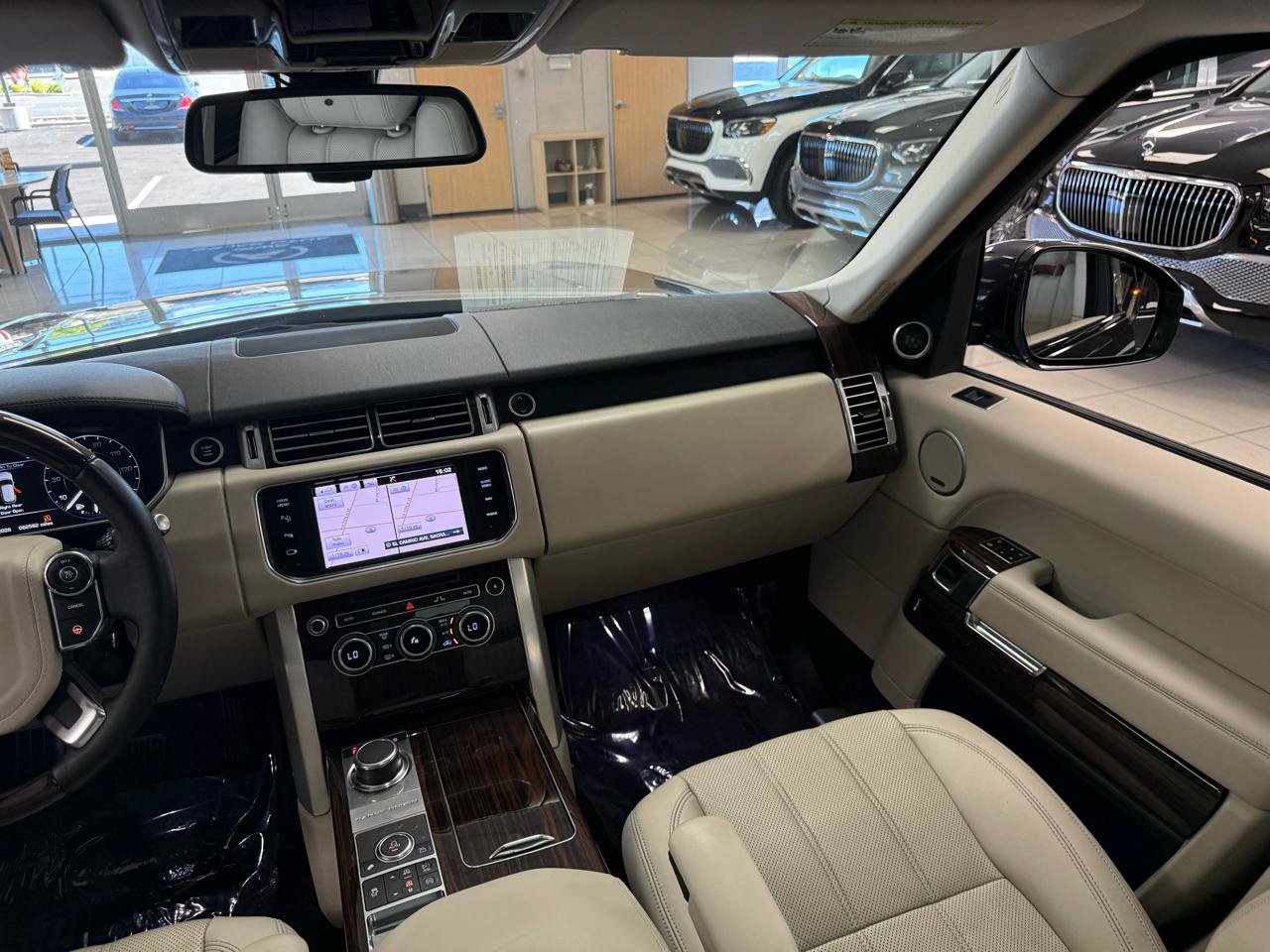 Used 2014 Land Rover Range Rover HSE AWD/4WD image 14