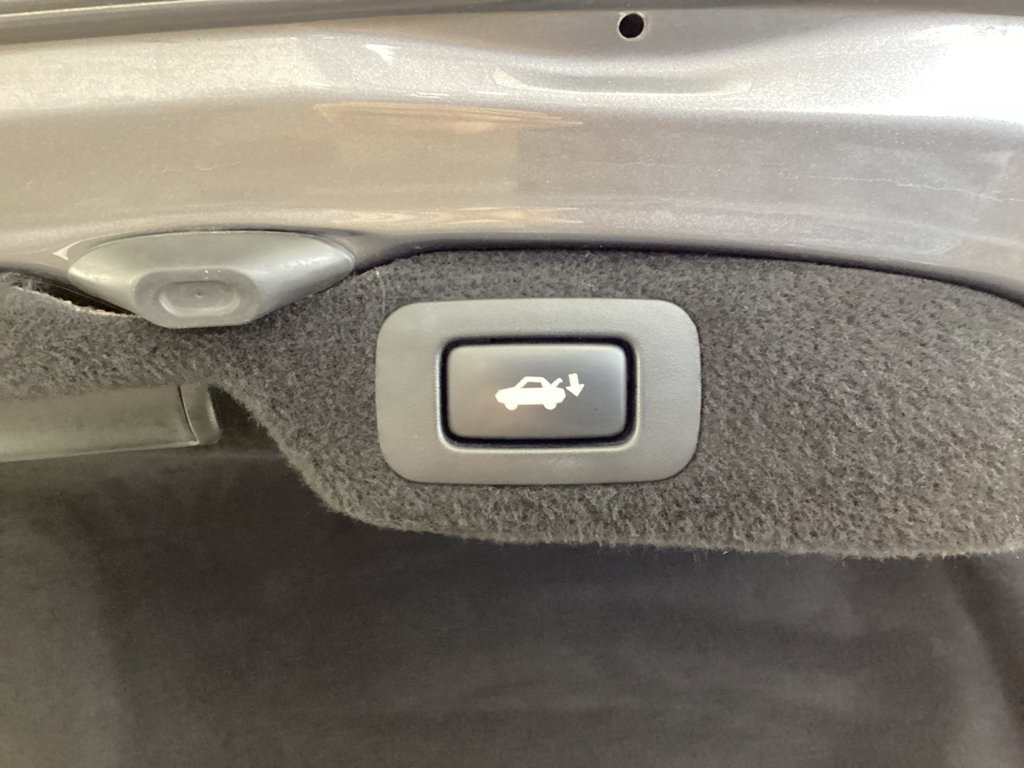 Used 2014 Lexus LS 460 L RWD image 14