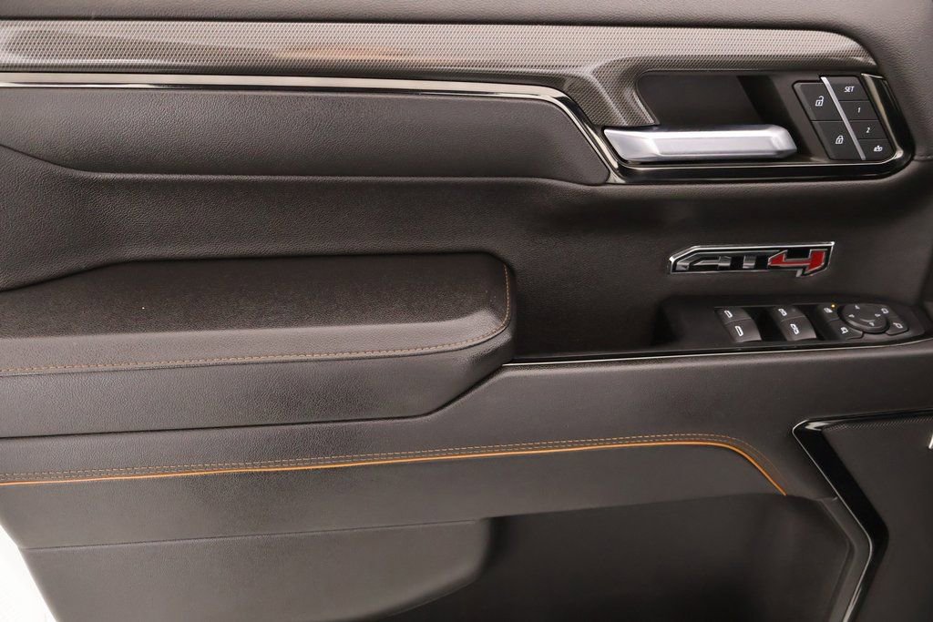 Used 2023 GMC Sierra 1500 AT4 image 16