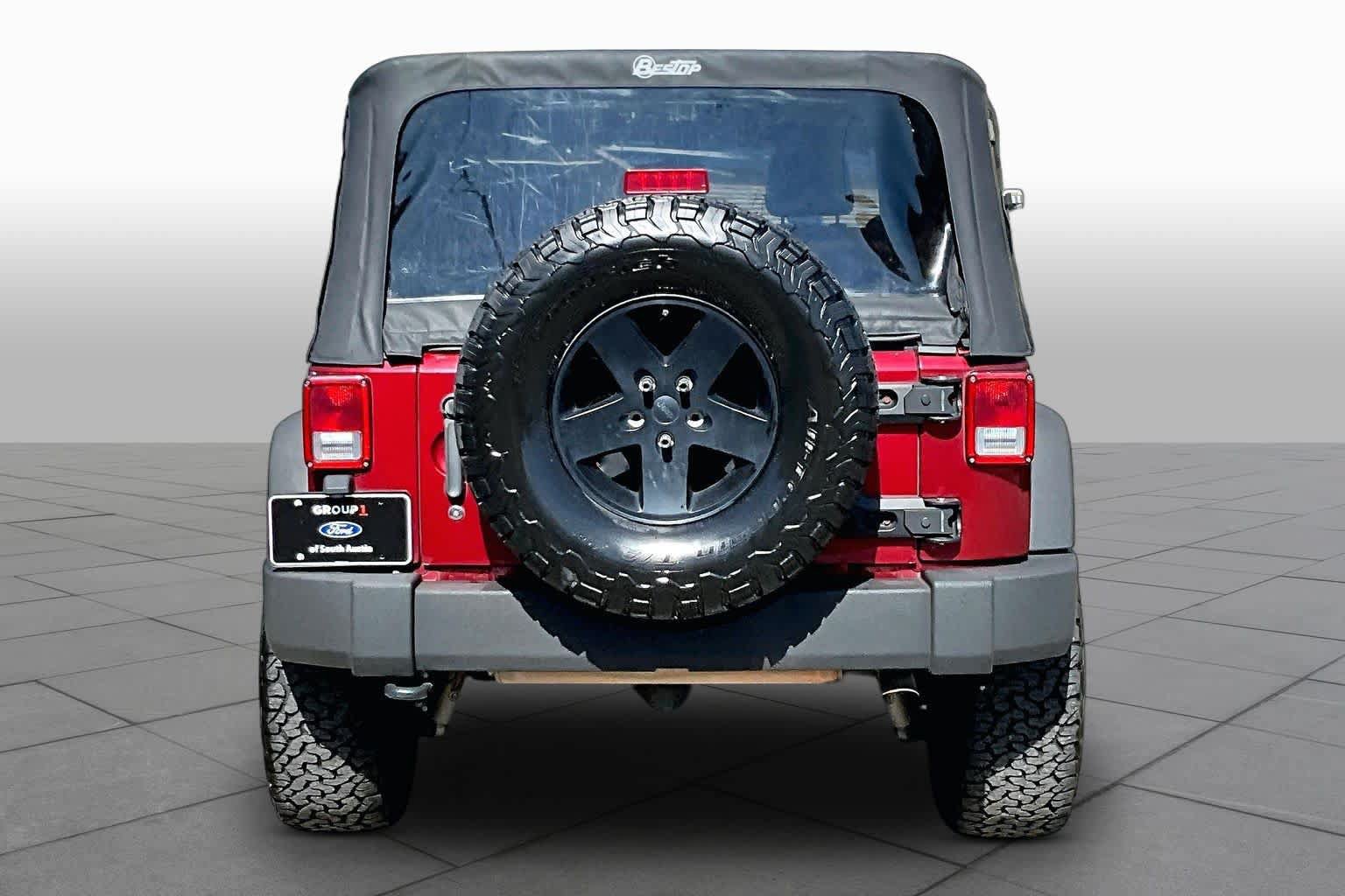 Used 2013 Jeep Wrangler Sport w/ Connectivity Group AWD/4WD image 5