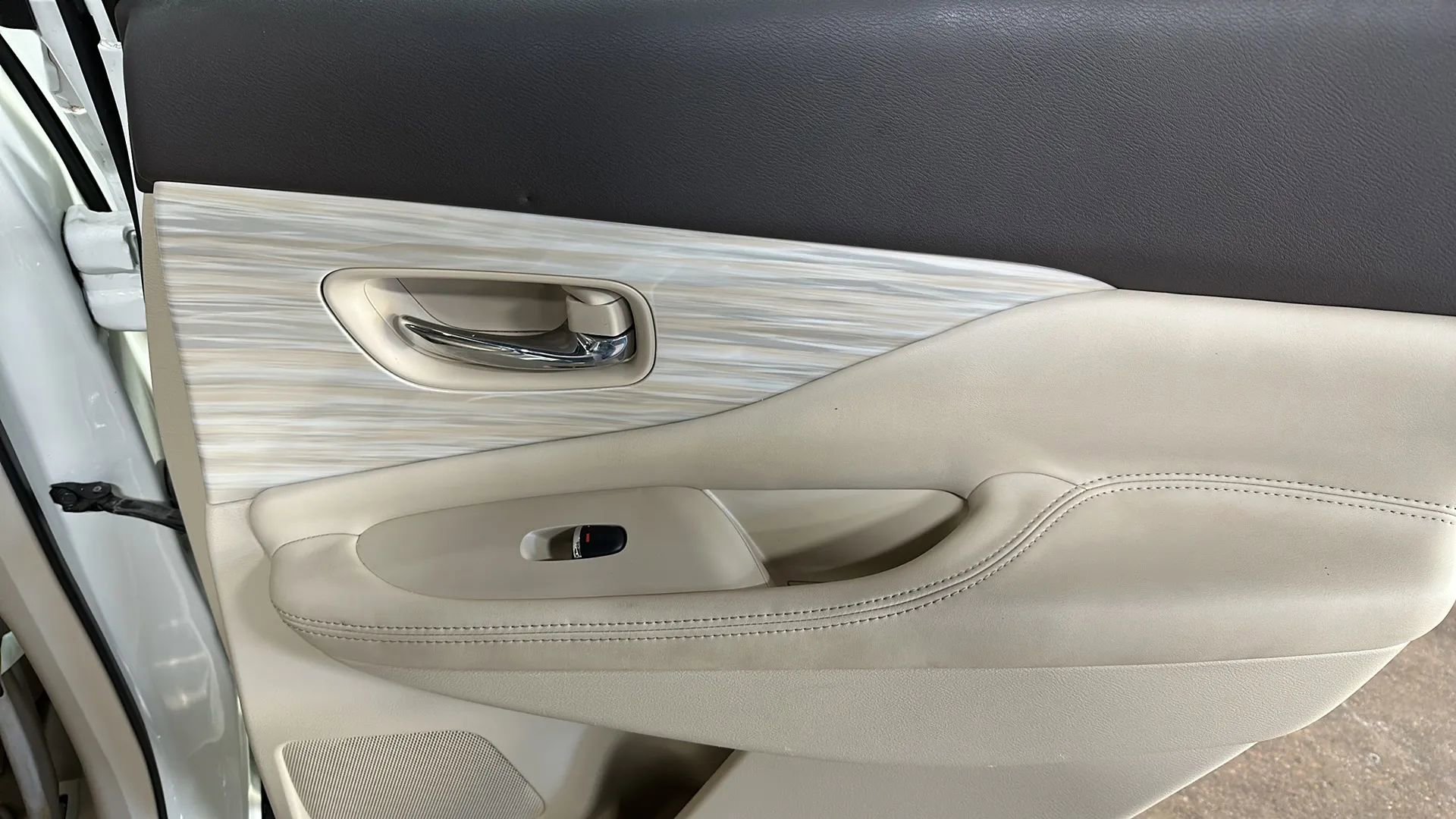 Used 2015 Nissan Murano Platinum w/ Platinum Technology Package image 16