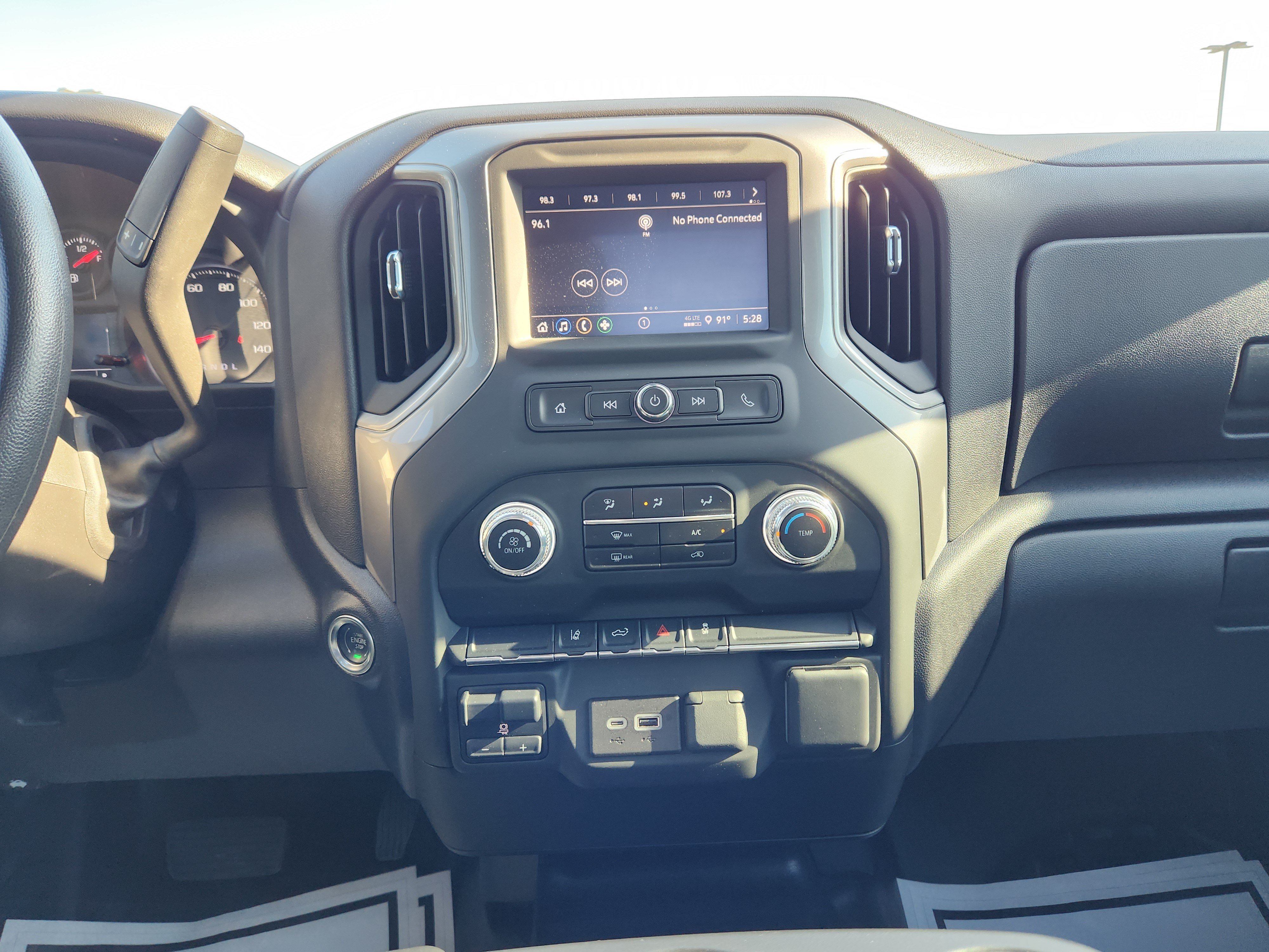 Used 2024 GMC Sierra 2500 Pro w/ Convenience Package AWD/4WD image 14