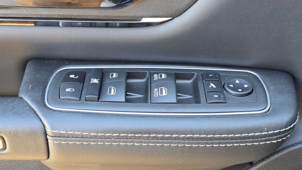 Used 2023 RAM 1500 Limited image 22