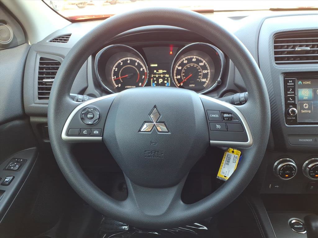 Used 2025 Mitsubishi Outlander Sport AWD image 21
