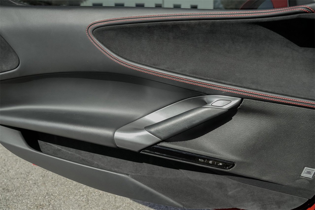 Used 2021 Ferrari SF90 Stradale Base image 30