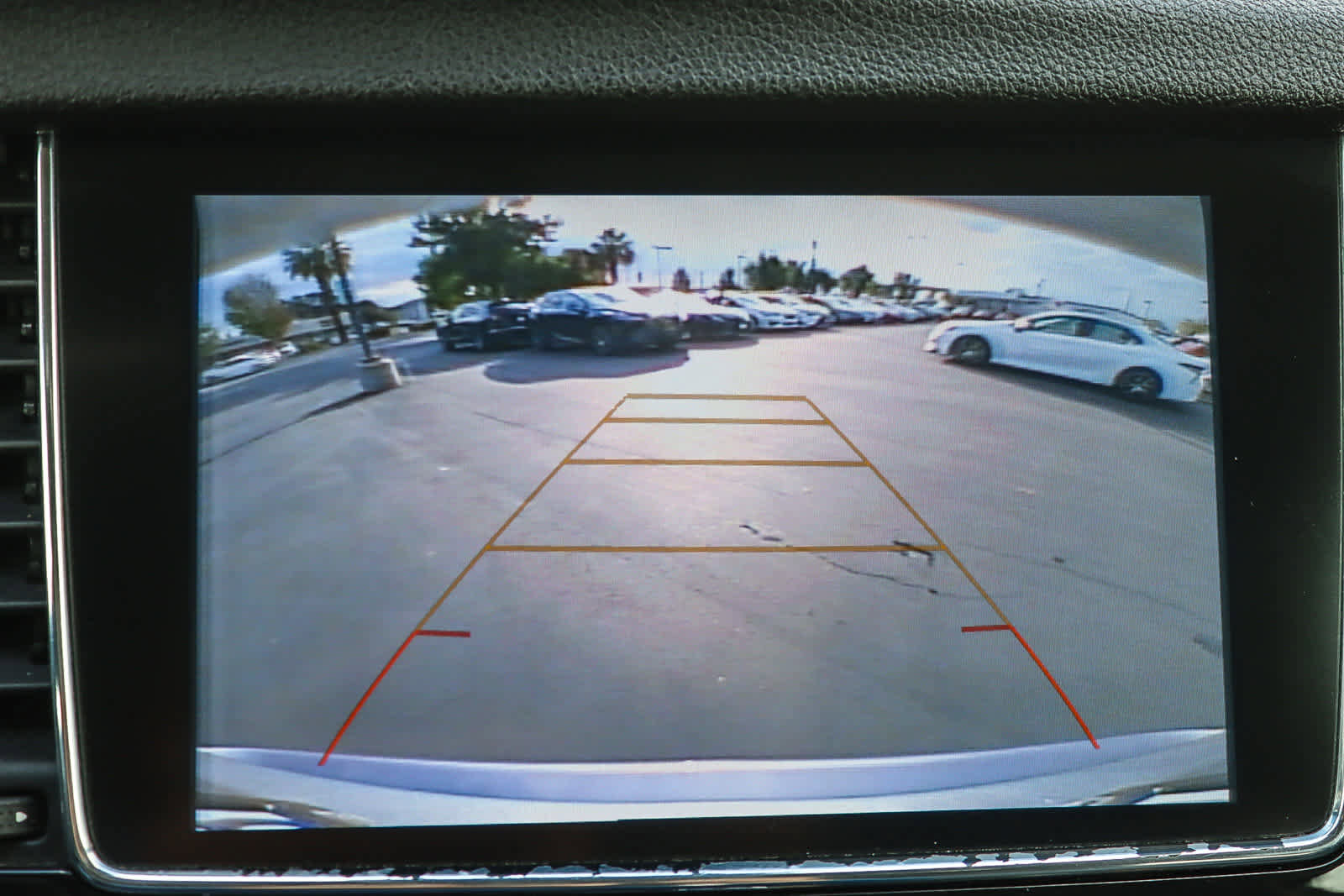 Used 2019 Buick Encore Essence image 24