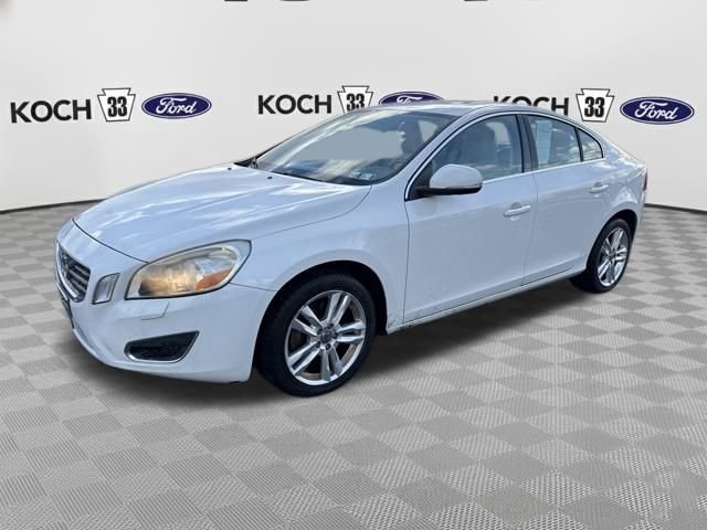 Used 2013 Volvo S60 T5 image 3