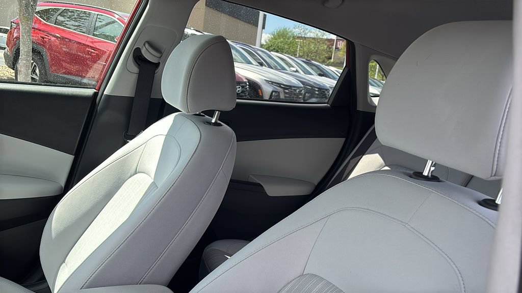 Used 2023 Hyundai Kona SEL w/ Cargo Package AWD/4WD image 24