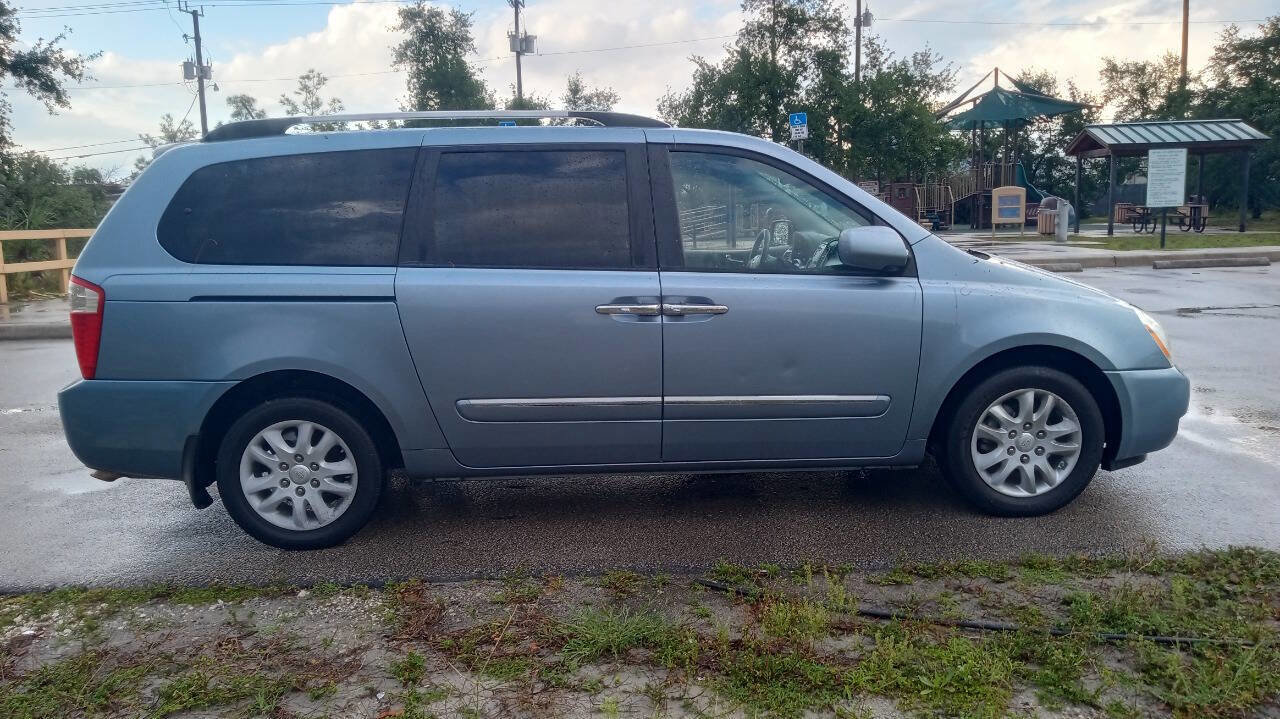 Used 2010 Kia Sedona EX w/ Luxury Pkg image 5