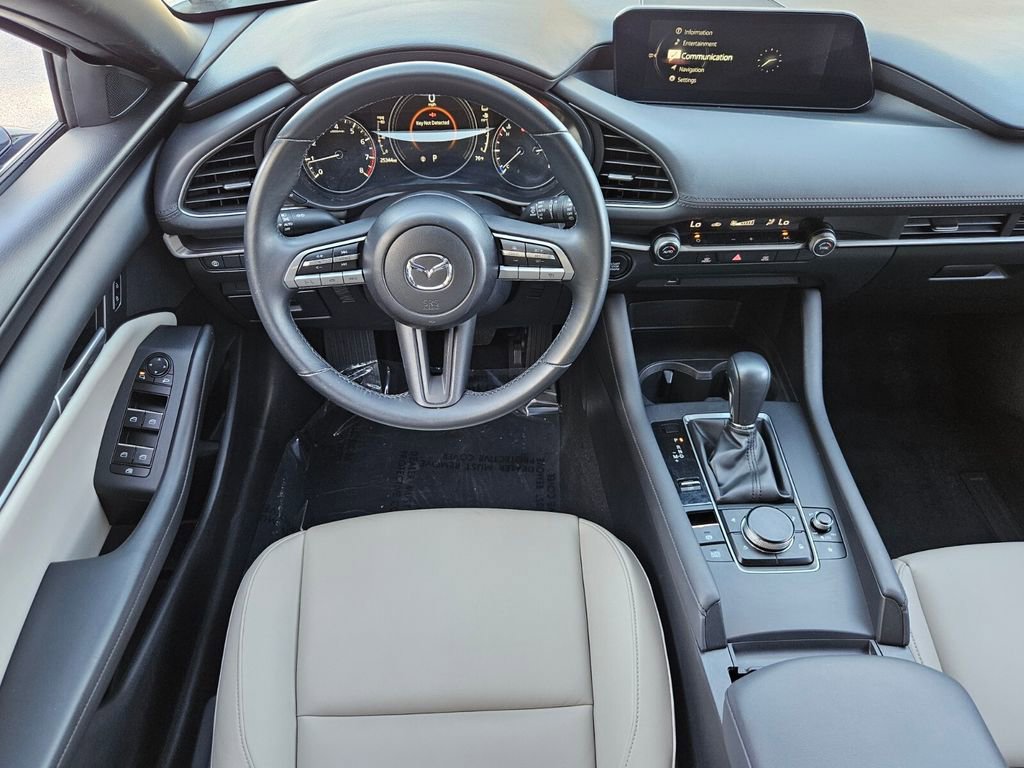 Used 2020 MAZDA MAZDA3 Hatchback image 8