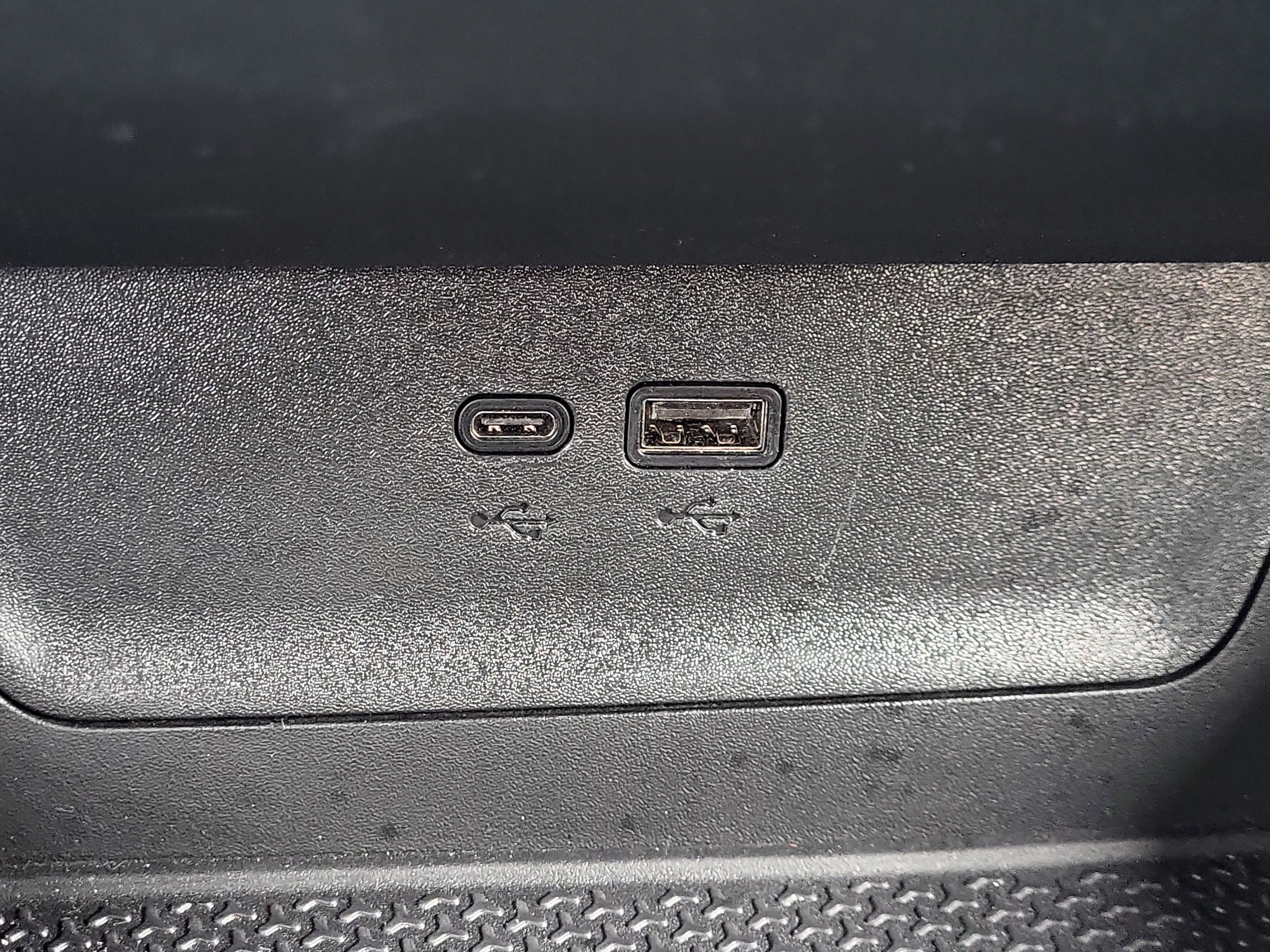 Certified 2025 Chevrolet Equinox LT w/ Safety and Technology Package image 28