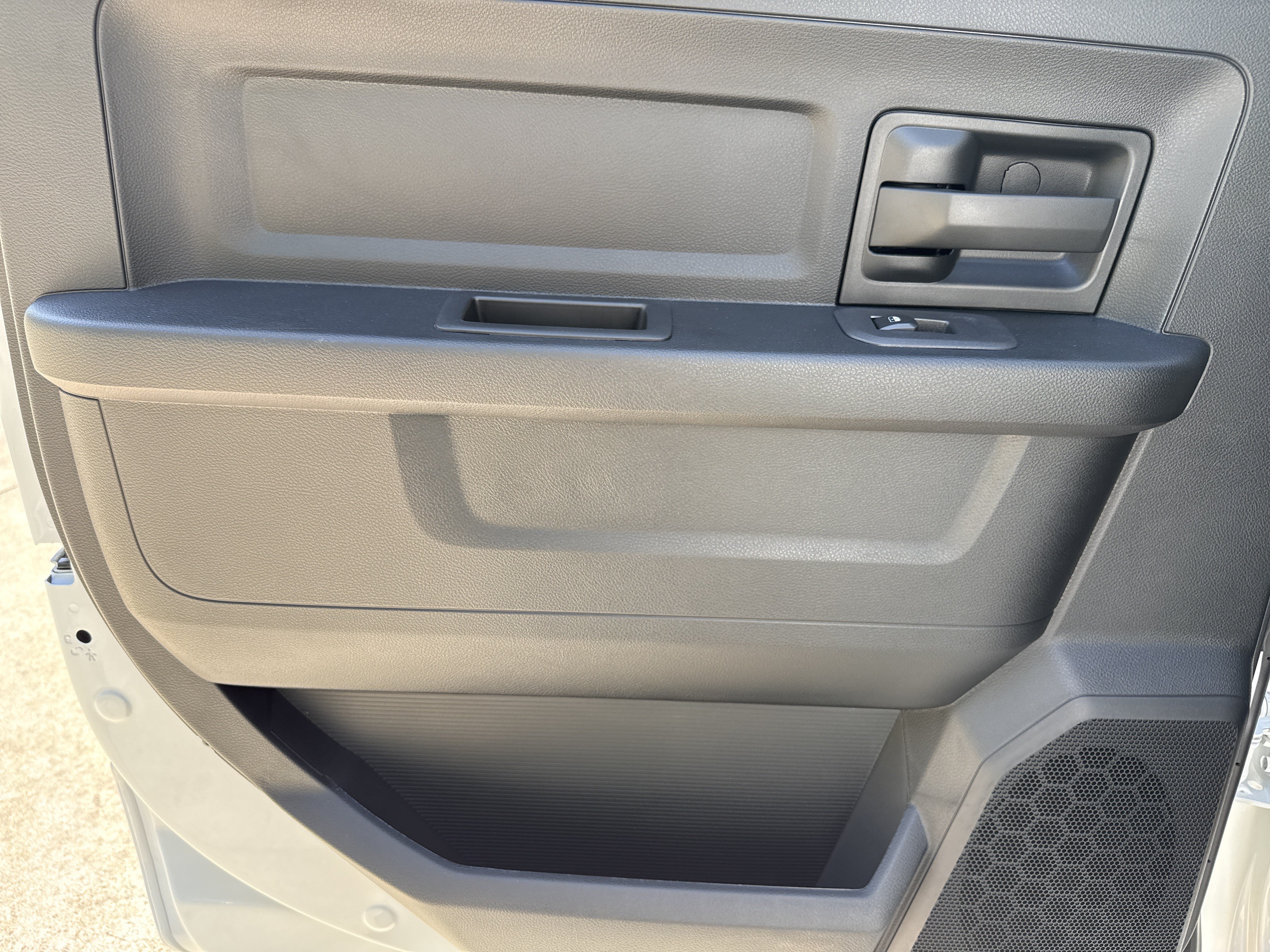 New 2026 RAM 3500 Tradesman AWD/4WD image 31