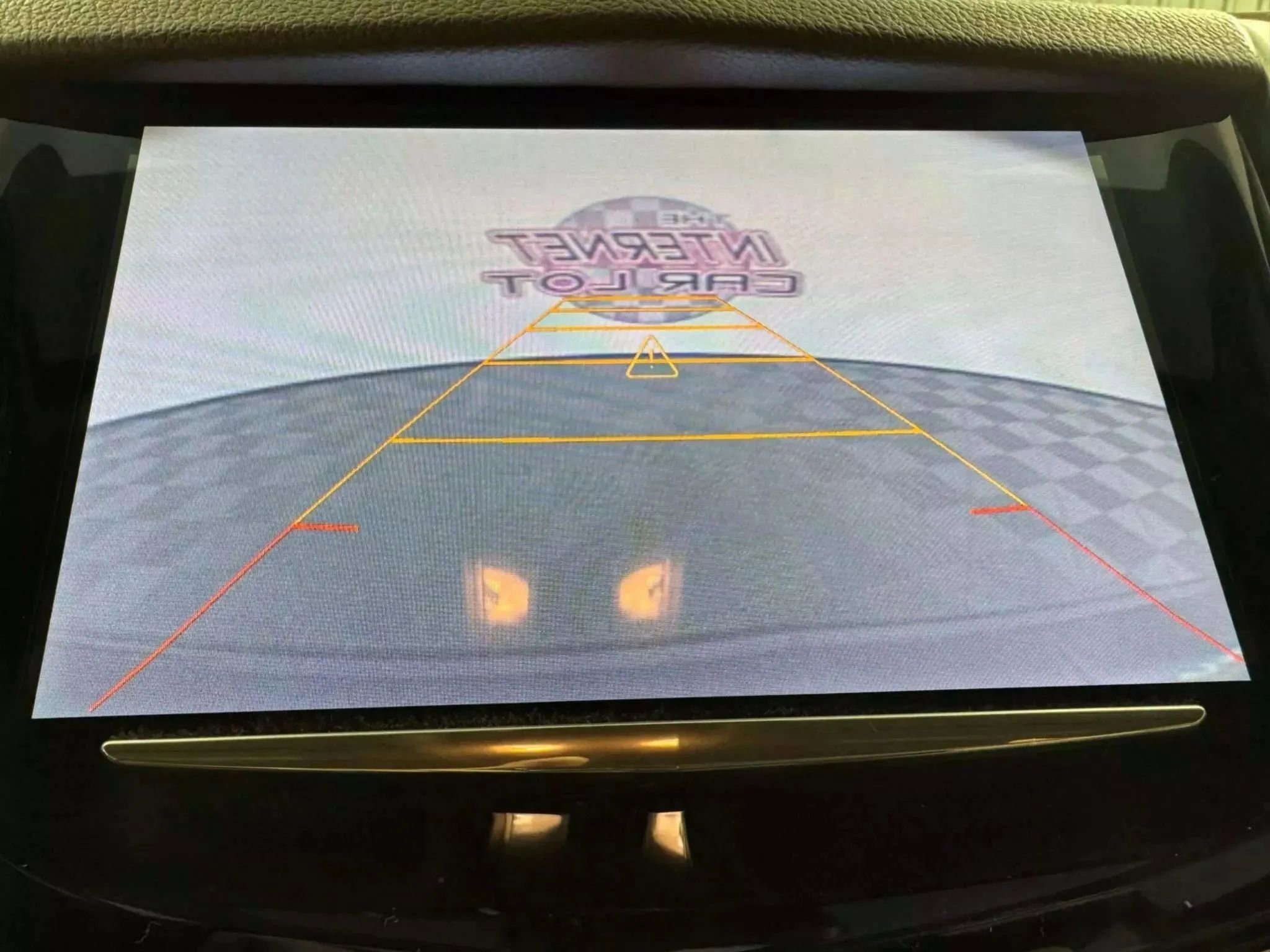 Used 2016 Cadillac SRX Luxury w/ Driver Awareness Package image 23