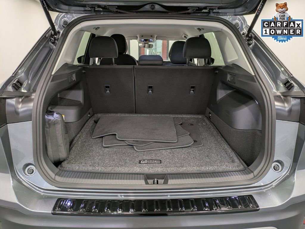Used 2025 Volkswagen Tiguan S image 25