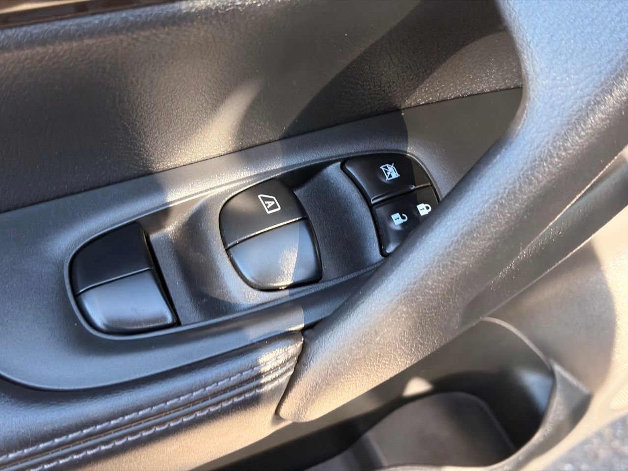Certified 2020 Nissan Rogue SV FWD image 21